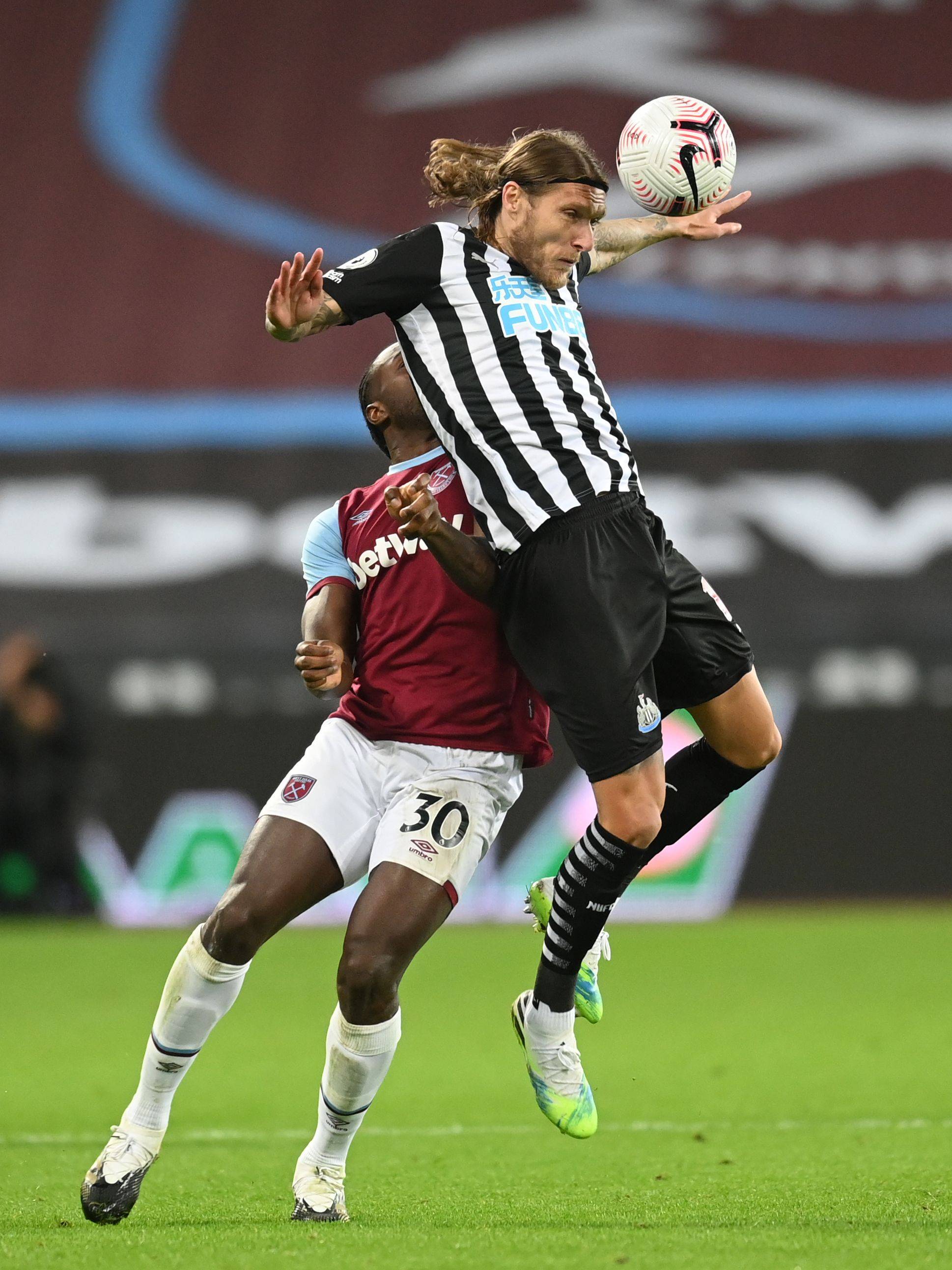 纷至杳来 纷至杳来